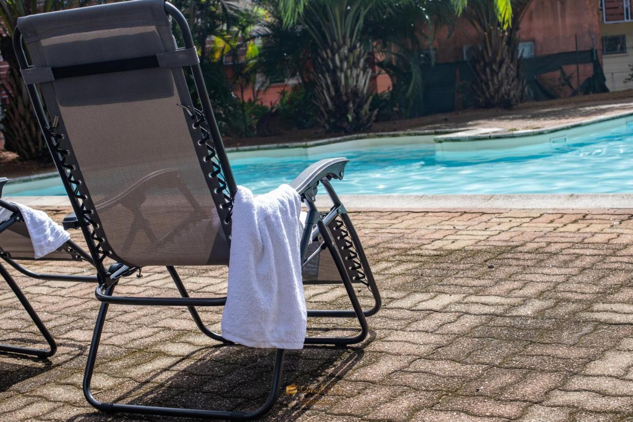 Le Jardin Secret Guyanais Avec Piscine Et Jardin De 70 M2 Apartman Cayenne Kültér fotó